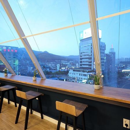 First Guesthouse Пусан Экстерьер фото